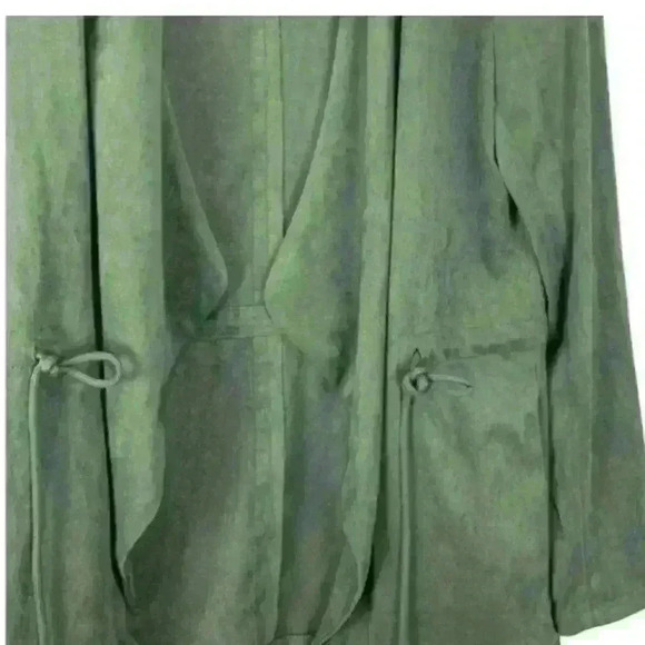 Blank NYC Olive Green Domino Faux
Suede Drape Front Tie Waist Jacket Size XS - Picture 5 of 10